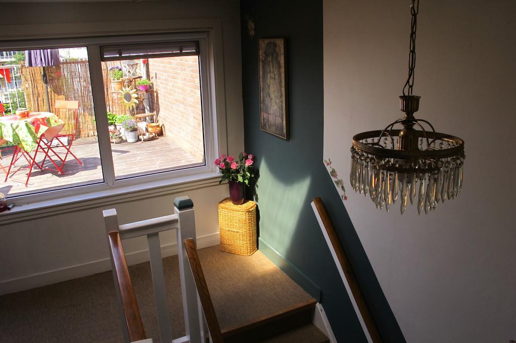 암스테르담 Wild Roses B&B 외부 사진